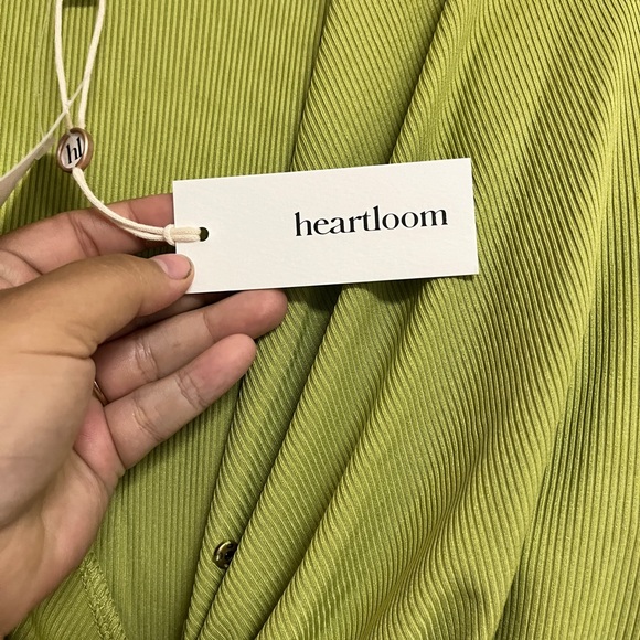 Heart loom green dress - Picture 3 of 3